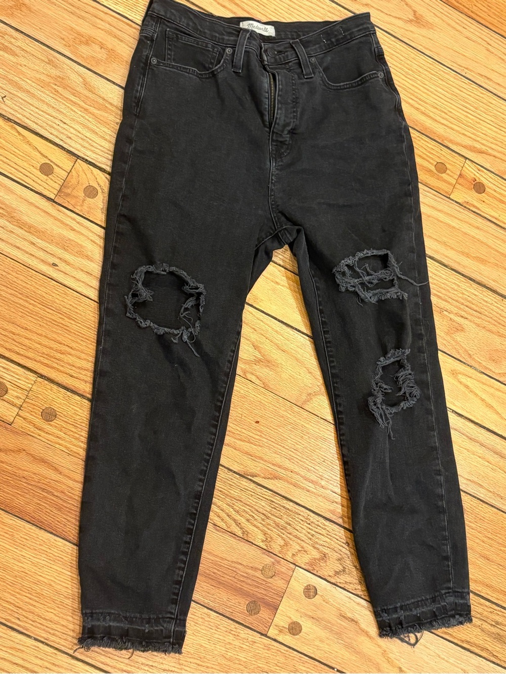 Madewell Black Distressed Cropped Mom Jeans size 28